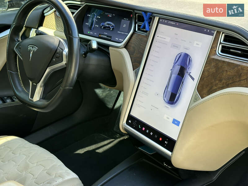 Ліфтбек Tesla Model S 2013 в Чорноморську