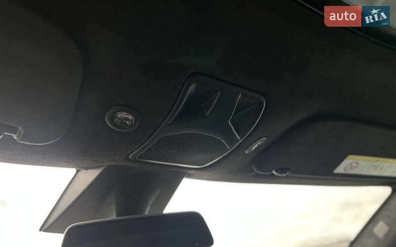 Ліфтбек Tesla Model S 2018 в Мукачевому