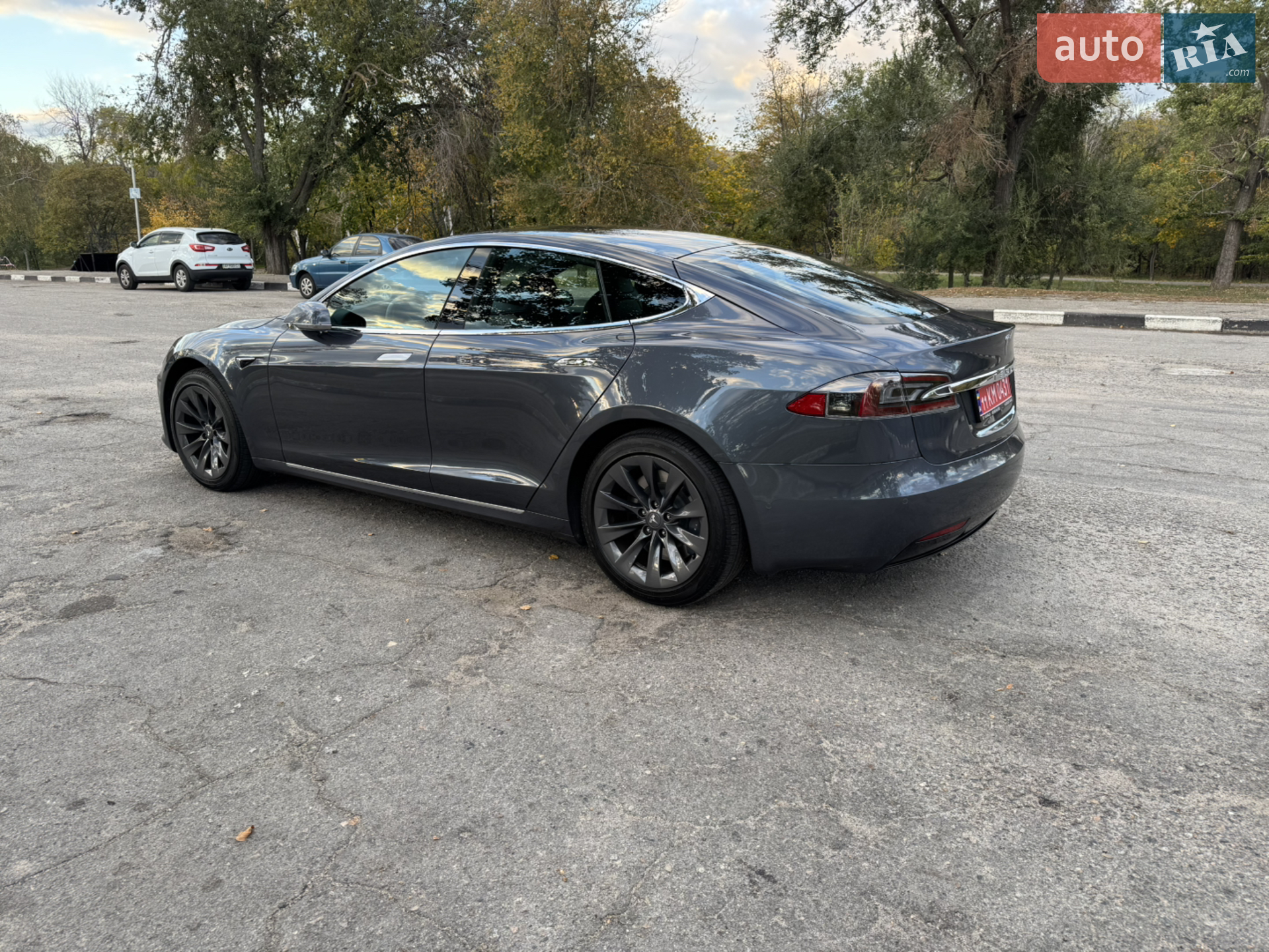 2020 Tesla Model S - мініатюра 18