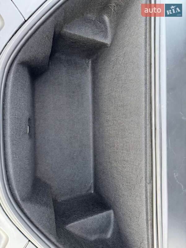 Ліфтбек Tesla Model S 2020 в Запоріжжі