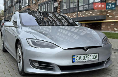 Лифтбек Tesla Model S 2016 в Житомире