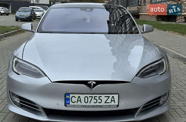 Лифтбек Tesla Model S 2016 в 