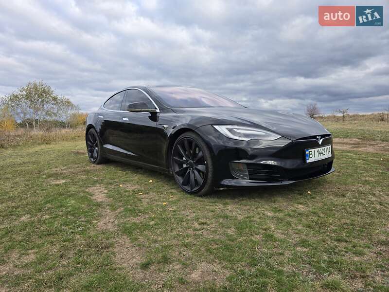 Ліфтбек Tesla Model S 2016 в Полтаві фото 4 Ліфтбек Tesla Model S 2016 в Полтаві