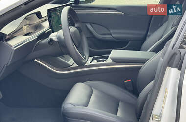 Лифтбек Tesla Model S 2024 в 