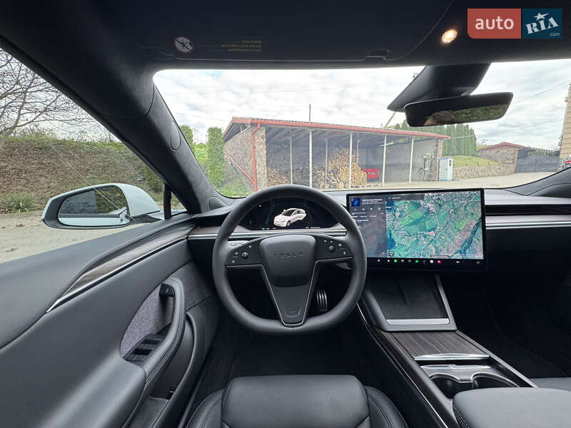 Лифтбек Tesla Model S 2024 в Львове