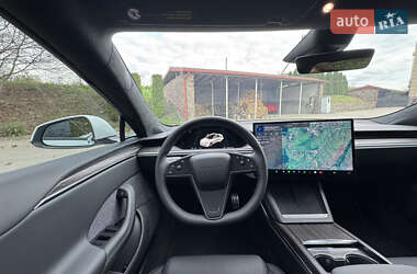 Лифтбек Tesla Model S 2024 в 