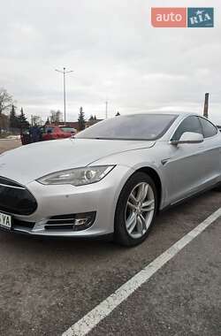 Лифтбек Tesla Model S 2014 в Житомире