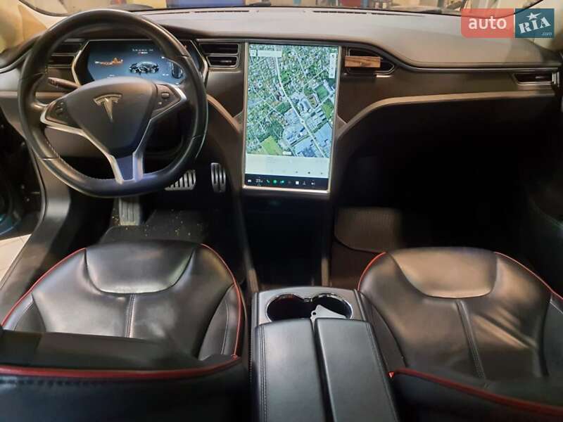Ліфтбек Tesla Model S 2014 в Києві фото 27 Ліфтбек Tesla Model S 2014 в Києві