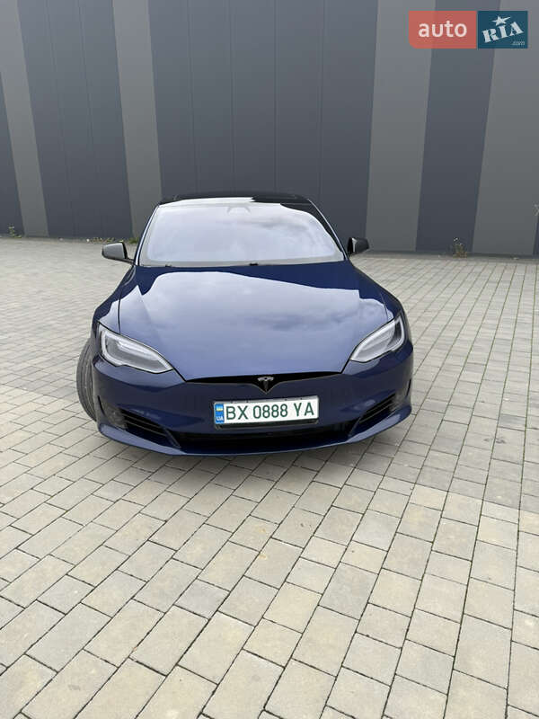 Лифтбек Tesla Model S 2017 в Хмельницком фото 5 Лифтбек Tesla Model S 2017 в Хмельницком