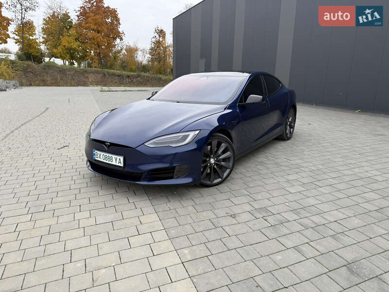 Лифтбек Tesla Model S 2017 в Хмельницком фото 2 Лифтбек Tesla Model S 2017 в Хмельницком
