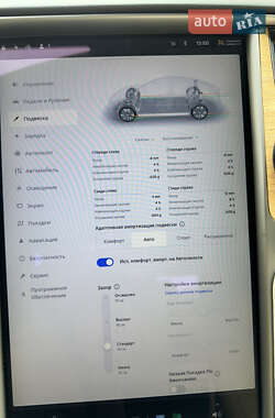 Лифтбек Tesla Model S 2020 в 