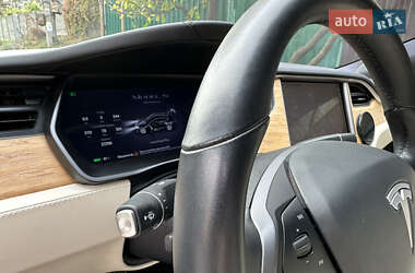 Лифтбек Tesla Model S 2020 в 
