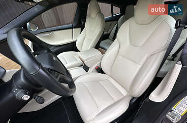 Лифтбек Tesla Model S 2020 в 