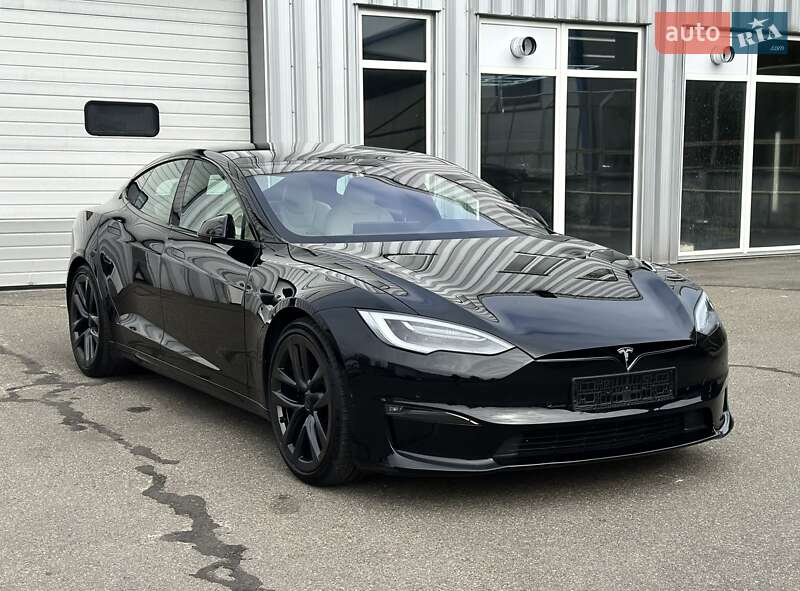 Лифтбек Tesla Model S 2021 в Киеве
