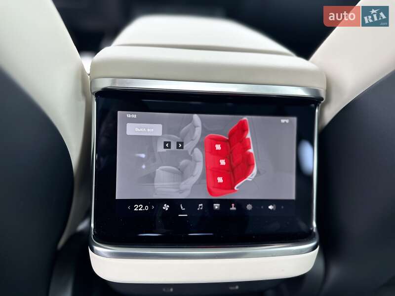 Лифтбек Tesla Model S 2021 в Киеве