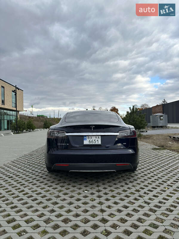 Ліфтбек Tesla Model S 2014 в Хмельницькому