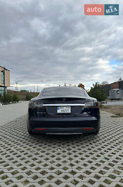 Лифтбек Tesla Model S 2014 в 