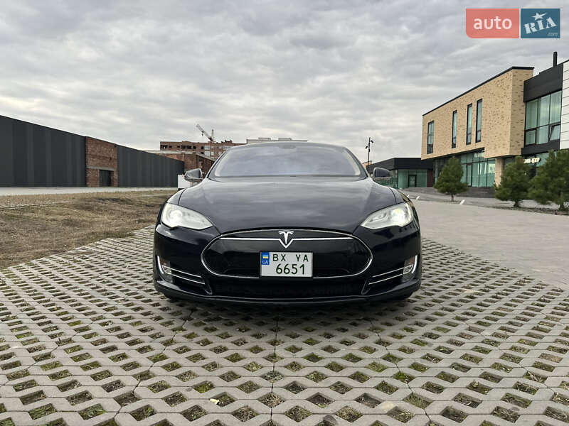 Ліфтбек Tesla Model S 2014 в Хмельницькому