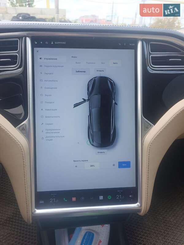 Ліфтбек Tesla Model S 2013 в Новояворівську