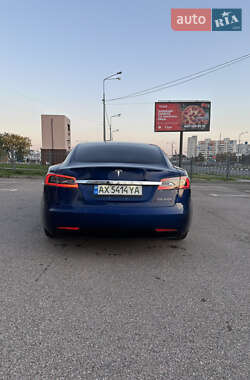 Лифтбек Tesla Model S 2019 в 