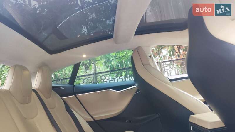 Ліфтбек Tesla Model S 2017 в Івано-Франківську фото 11 Ліфтбек Tesla Model S 2017 в Івано-Франківську
