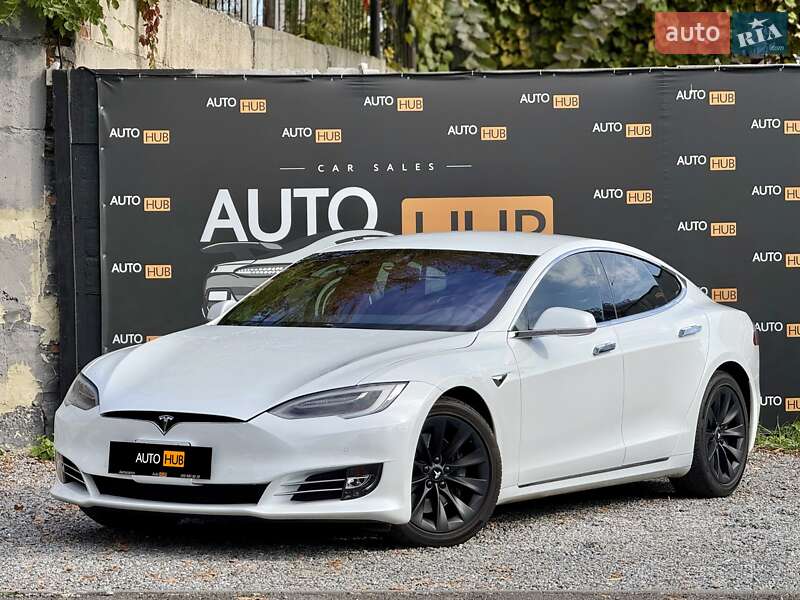 Лифтбек Tesla Model S 2017 в Харькове фото 4 Лифтбек Tesla Model S 2017 в Харькове