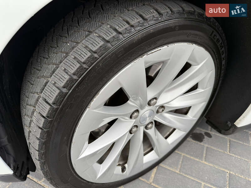 Ліфтбек Tesla Model S 2013 в Вінниці фото 15 Ліфтбек Tesla Model S 2013 в Вінниці