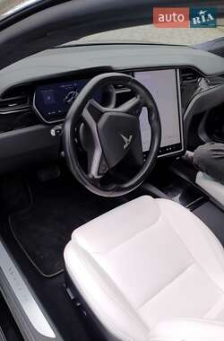 Лифтбек Tesla Model S 2020 в Ивано-Франковске