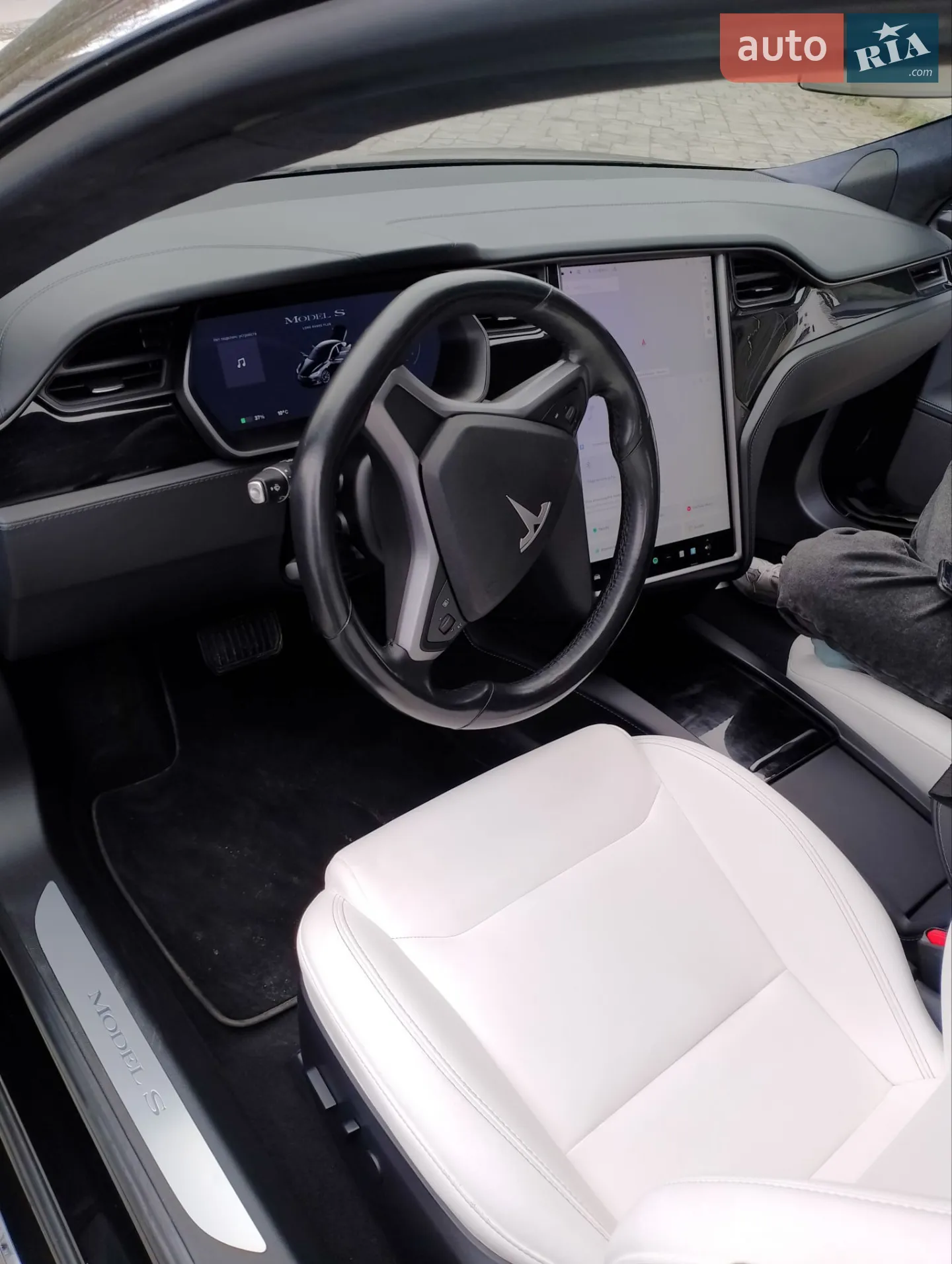 2020 Tesla Model S - мініатюра 12