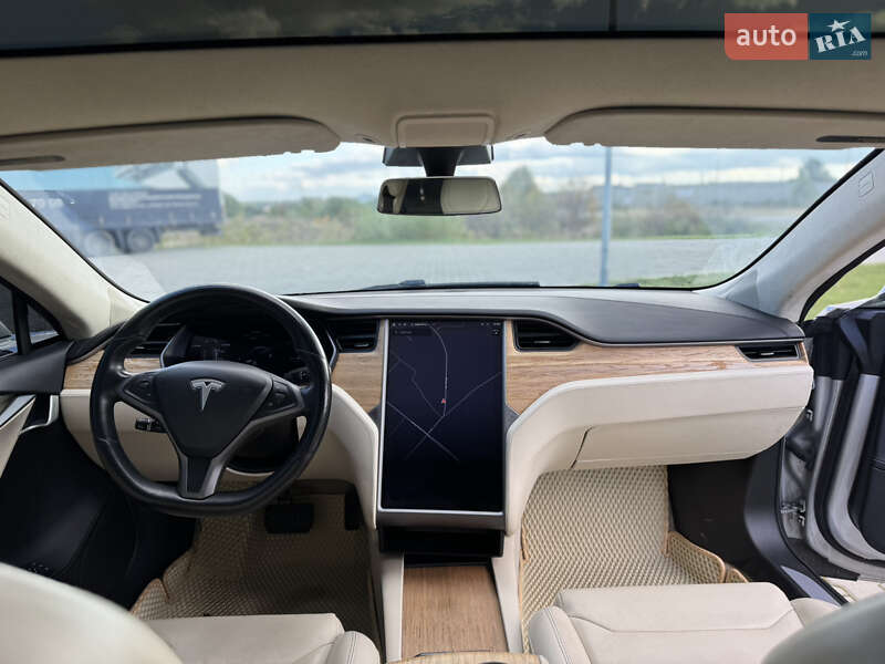 Ліфтбек Tesla Model S 2018 в Яворові фото 12 Ліфтбек Tesla Model S 2018 в Яворові