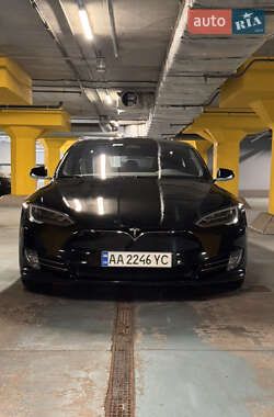 Лифтбек Tesla Model S 2020 в 