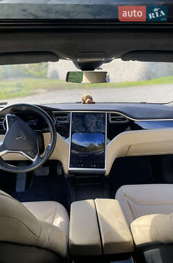 Ліфтбек Tesla Model S 2016 в 