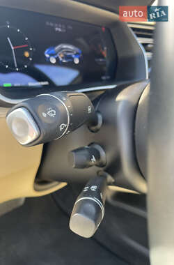Ліфтбек Tesla Model S 2016 в 