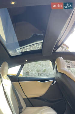 Ліфтбек Tesla Model S 2016 в 