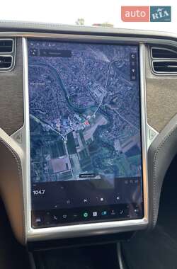 Ліфтбек Tesla Model S 2013 в 