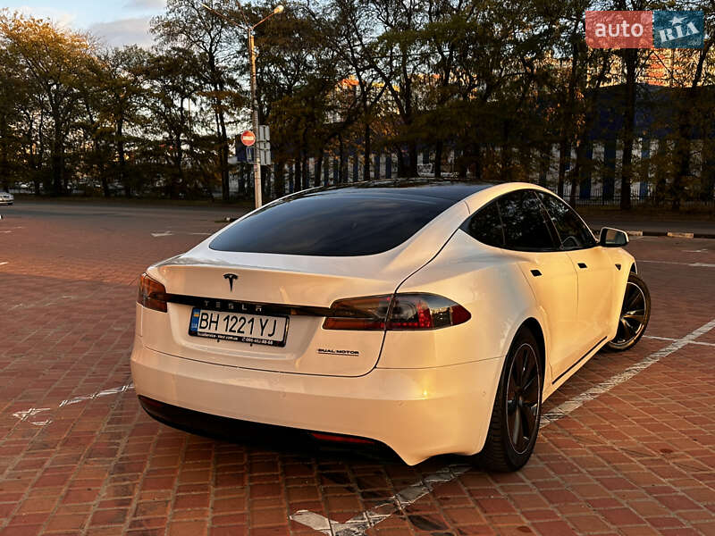 Ліфтбек Tesla Model S 2020 в Одесі фото 3 Ліфтбек Tesla Model S 2020 в Одесі