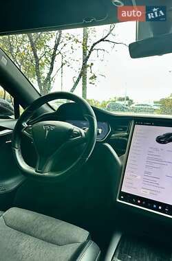 Лифтбек Tesla Model S 2018 в 