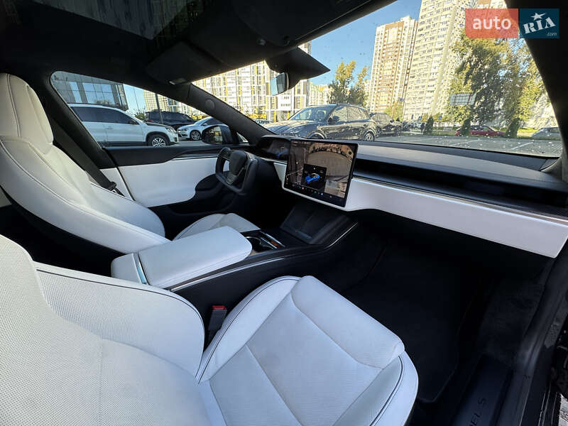 Ліфтбек Tesla Model S 2021 в Києві