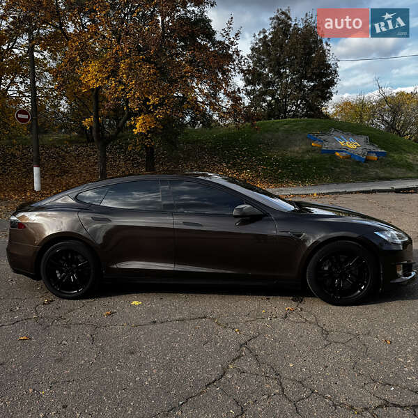 Лифтбек Tesla Model S 2013 в Кропивницком фото 4 Лифтбек Tesla Model S 2013 в Кропивницком
