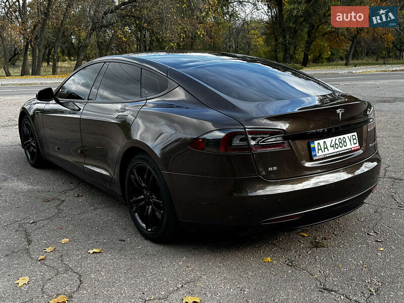 Лифтбек Tesla Model S 2013 в Кропивницком фото 8 Лифтбек Tesla Model S 2013 в Кропивницком