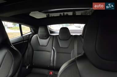 Лифтбек Tesla Model S 2017 в Киеве