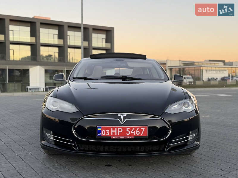 Ліфтбек Tesla Model S 2014 в Львові фото 5 Ліфтбек Tesla Model S 2014 в Львові