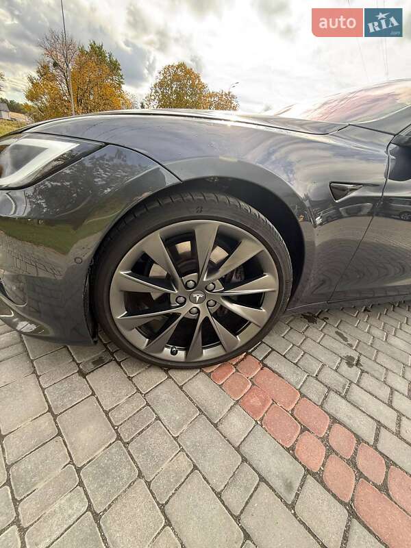 Ліфтбек Tesla Model S 2018 в Вінниці фото 2 Ліфтбек Tesla Model S 2018 в Вінниці