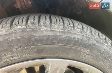 Ліфтбек Tesla Model S 2017 в  фото 4 Ліфтбек Tesla Model S 2017 в