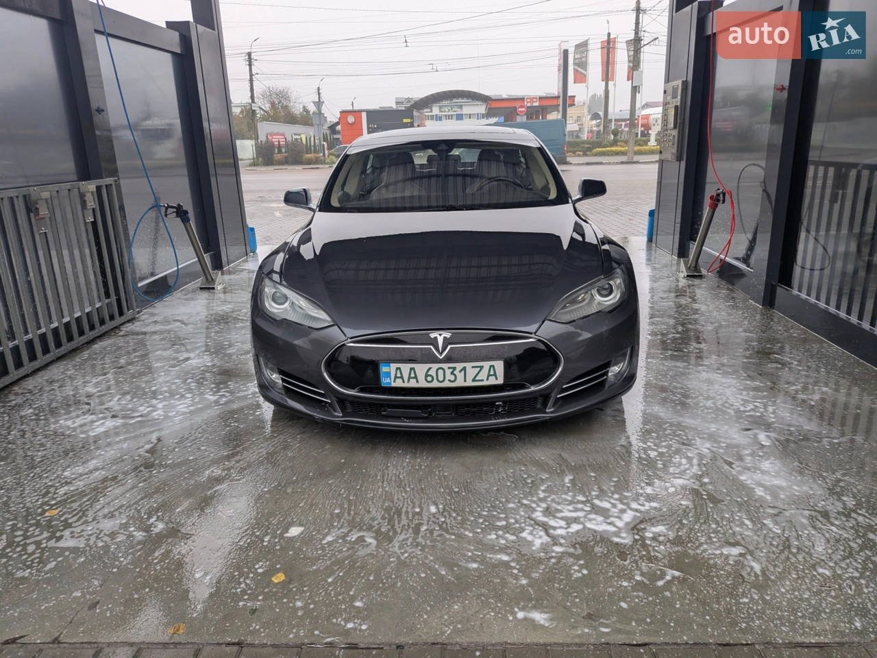 2015 Tesla Model S - мініатюра 39