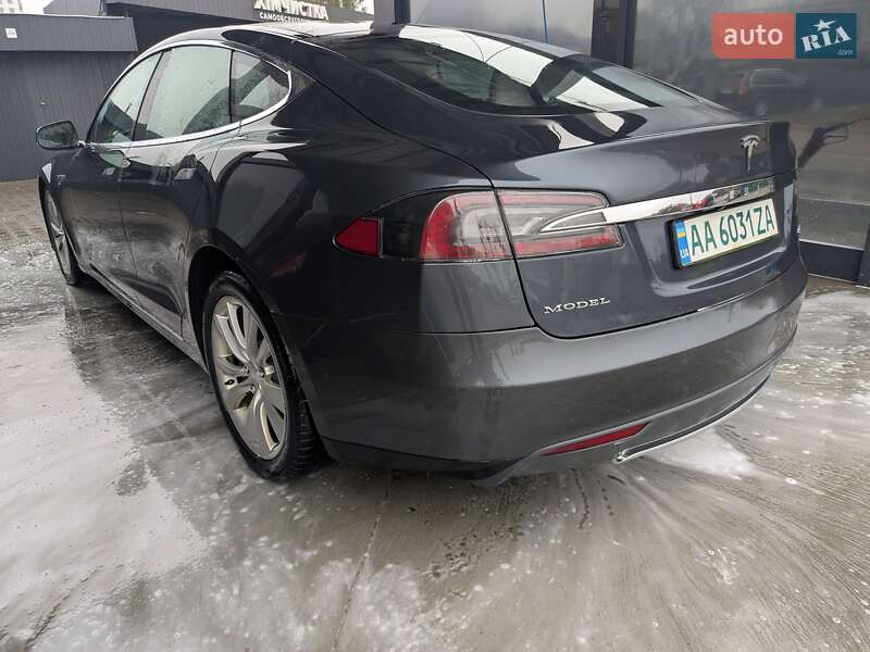 Ліфтбек Tesla Model S 2015 в Житомирі фото 8 Ліфтбек Tesla Model S 2015 в Житомирі