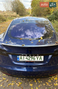 Лифтбек Tesla Model S 2017 в 