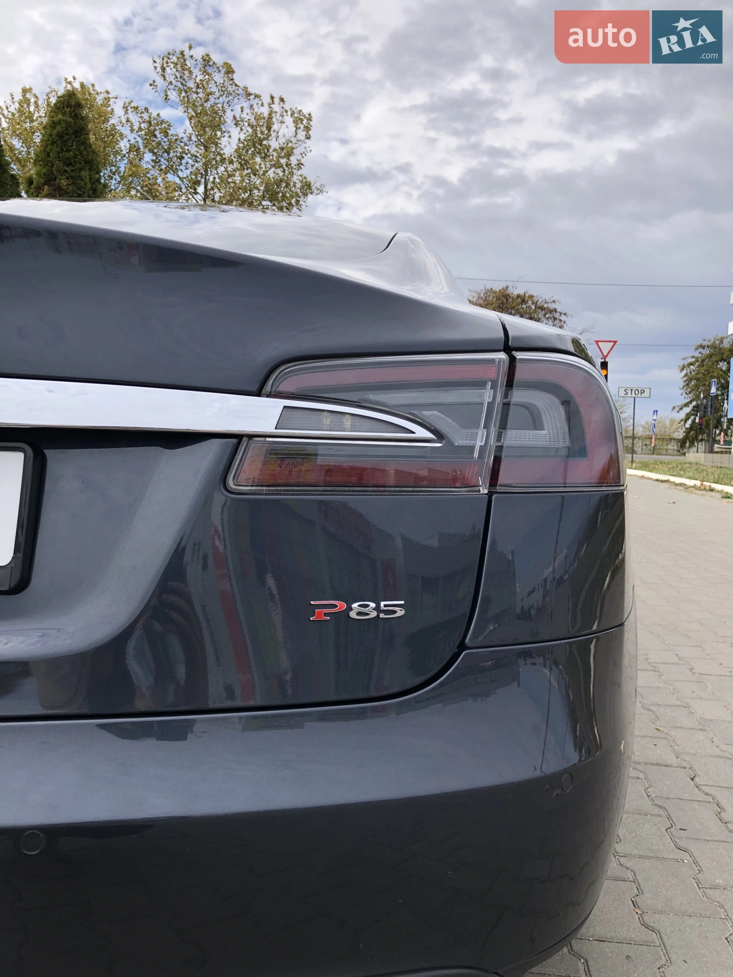 2014 Tesla Model S - мініатюра 11