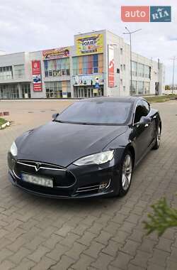 Лифтбек Tesla Model S 2014 в Николаеве
