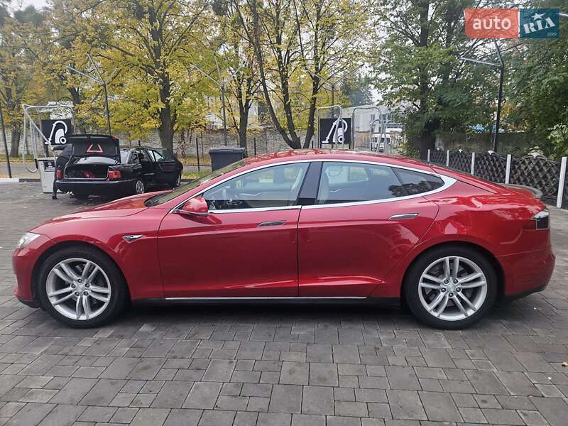 Ліфтбек Tesla Model S 2013 в Рівному фото 3 Ліфтбек Tesla Model S 2013 в Рівному